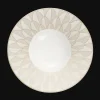 Assiette creuse à aile large en porcelaine finition Or