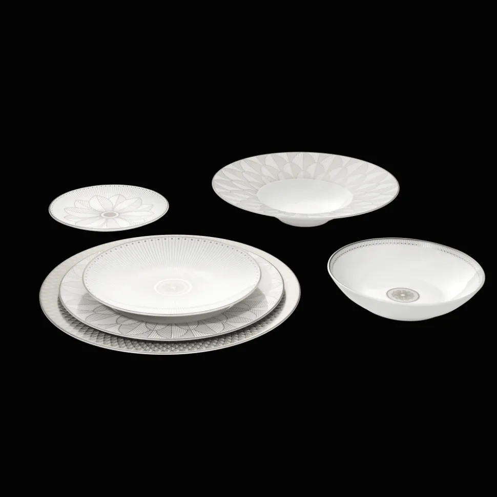 Assiette creuse à aile large en porcelaine finition Platine